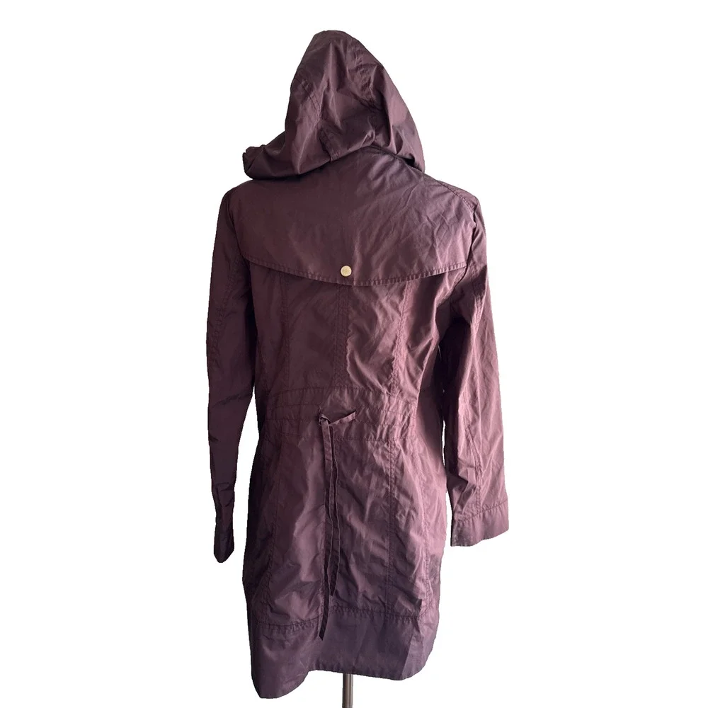 Cole Haan Signature Rain Jacket Womens Petite L Maroon Packable Lightweight EC - Picture 3 of 8